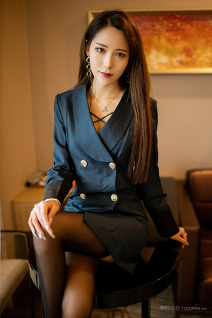 巨胸比基尼美女挤奶动漫视频 功能演示