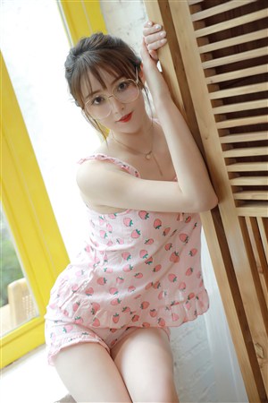 貂蝉扒下脱裙子撅屁股照片 界面截图