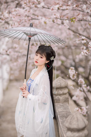 激吻戏吻胸 界面截图