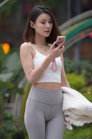 黄片傻逼不爱插逼 界面截图