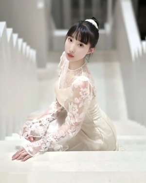 黄色高潮，美女，自己摸私密亲私密 界面截图
